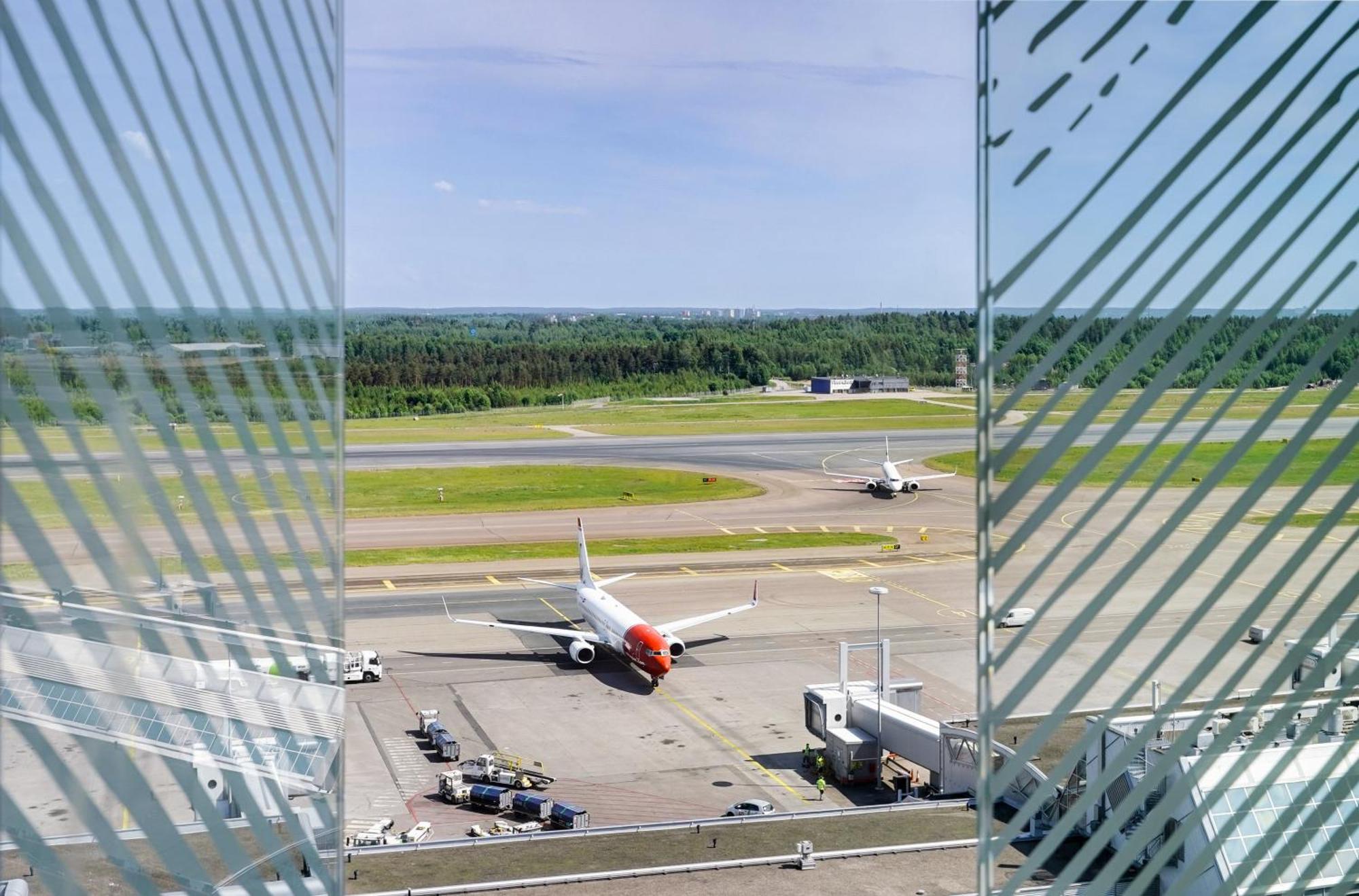 Clarion Hotel Helsinki Airport วานตา ภายนอก รูปภาพ