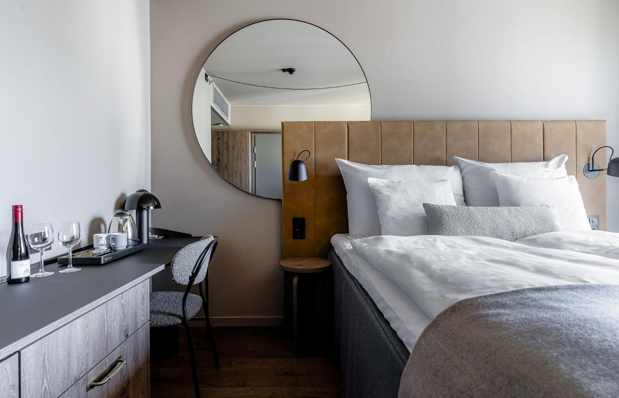 Clarion Hotel Helsinki Airport วานตา ภายนอก รูปภาพ